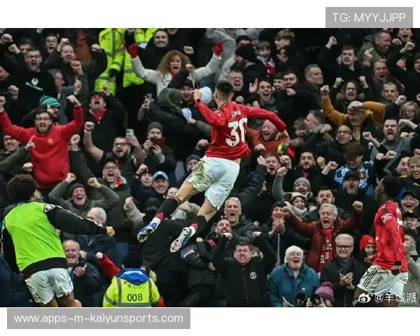 曼联欧冠梦再燃，卡里克连续三胜起飞，卡卡曼联进球